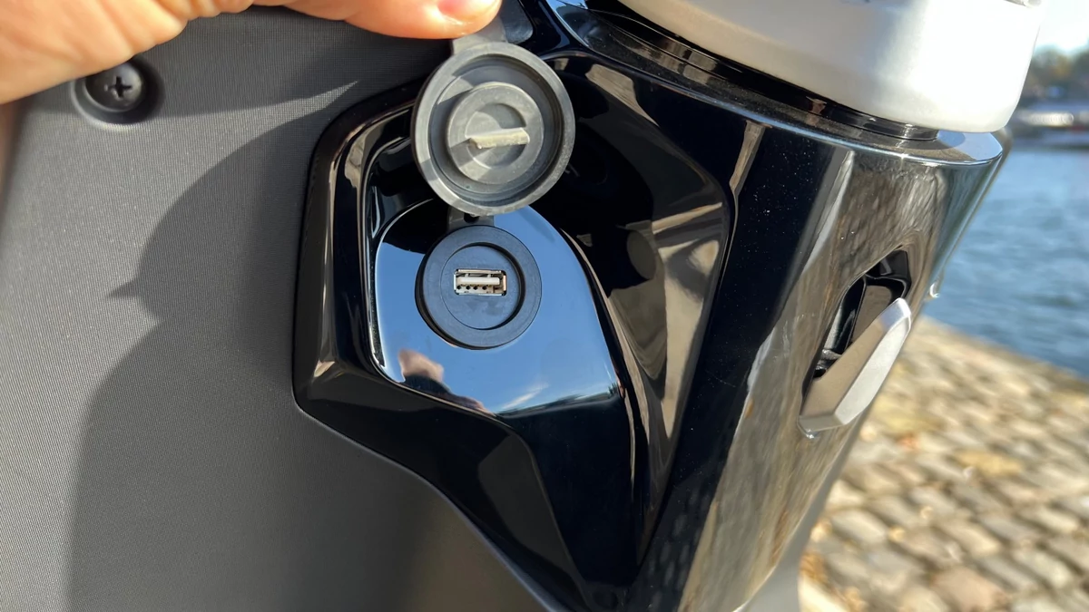 Piaggio 1 © Thibault Jousse