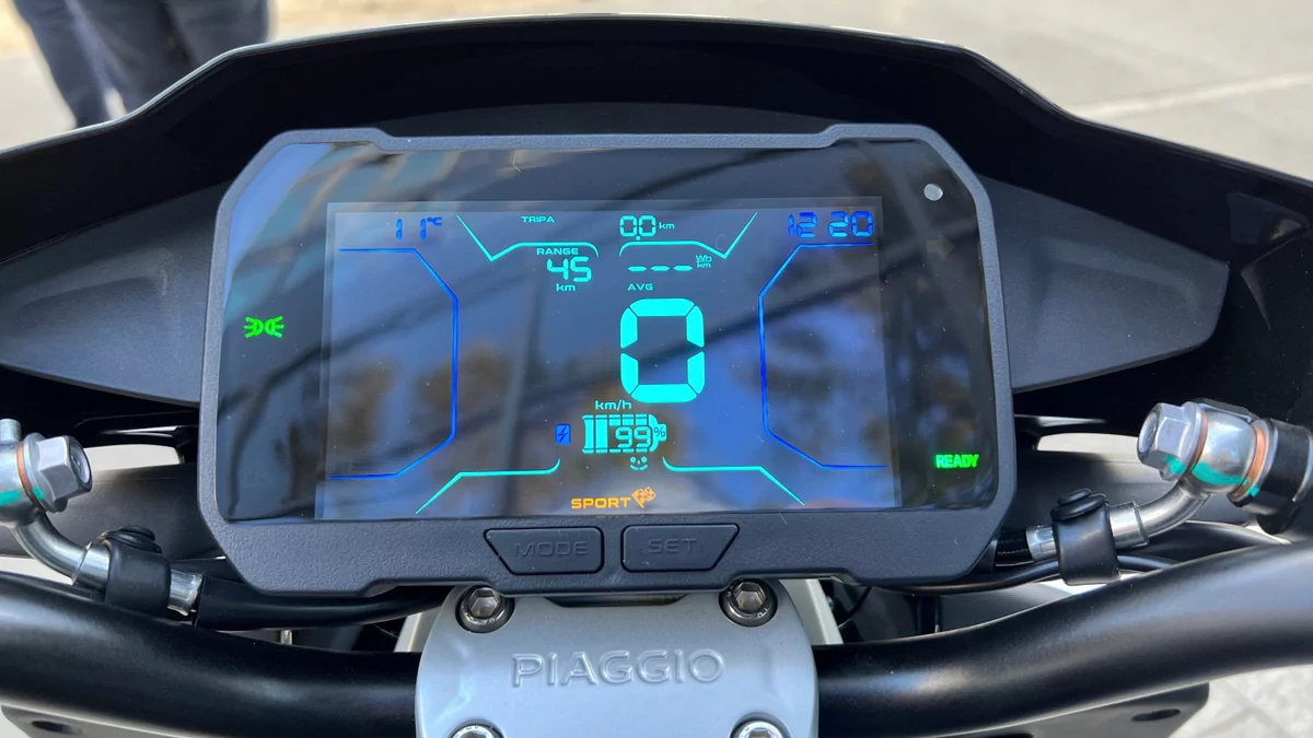 Piaggio 1 © Thibault Jousse