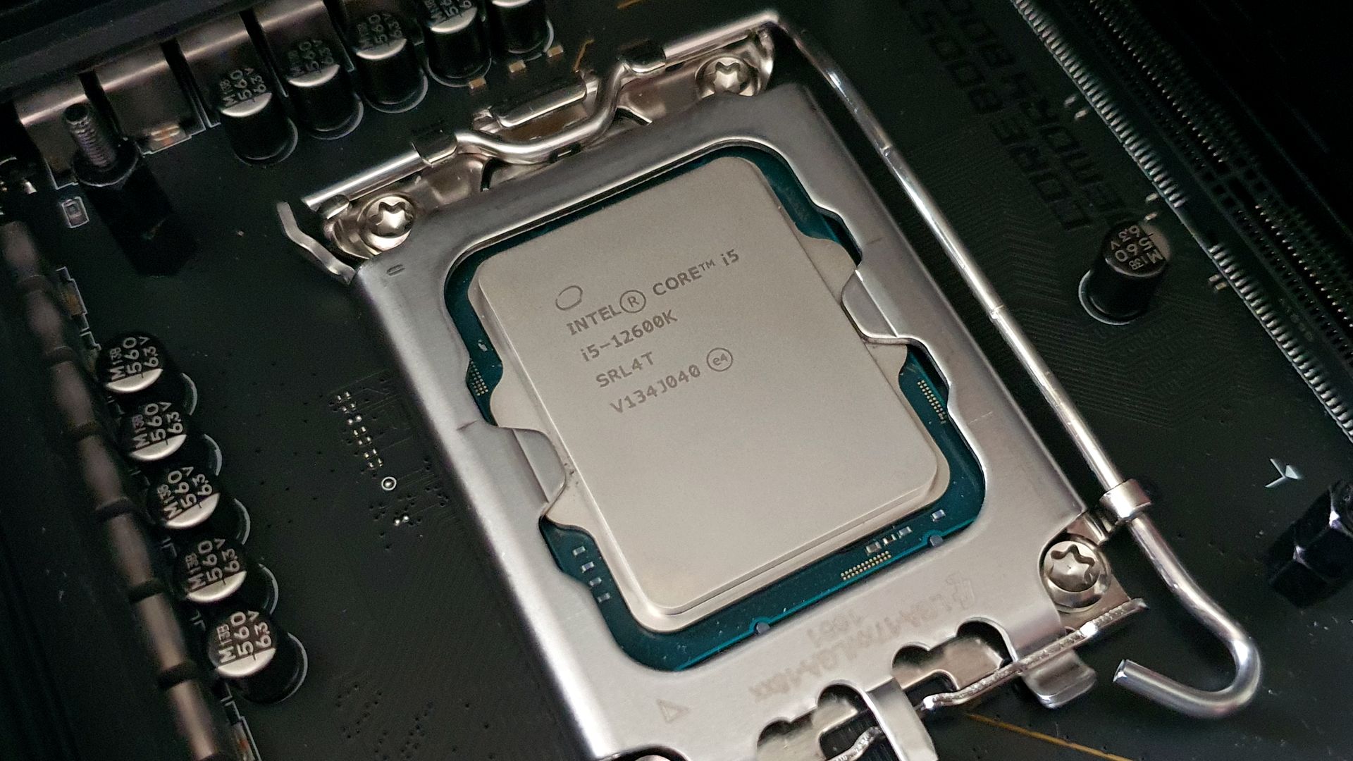Mais pourquoi Intel signe-t-il un accord avec VIA sur le x86 ?