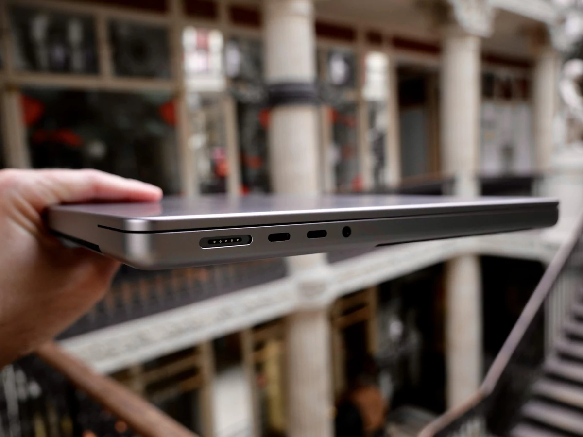 Apple MacBook Pro-12 © © Nathan Le Gohlisse pour Clubic