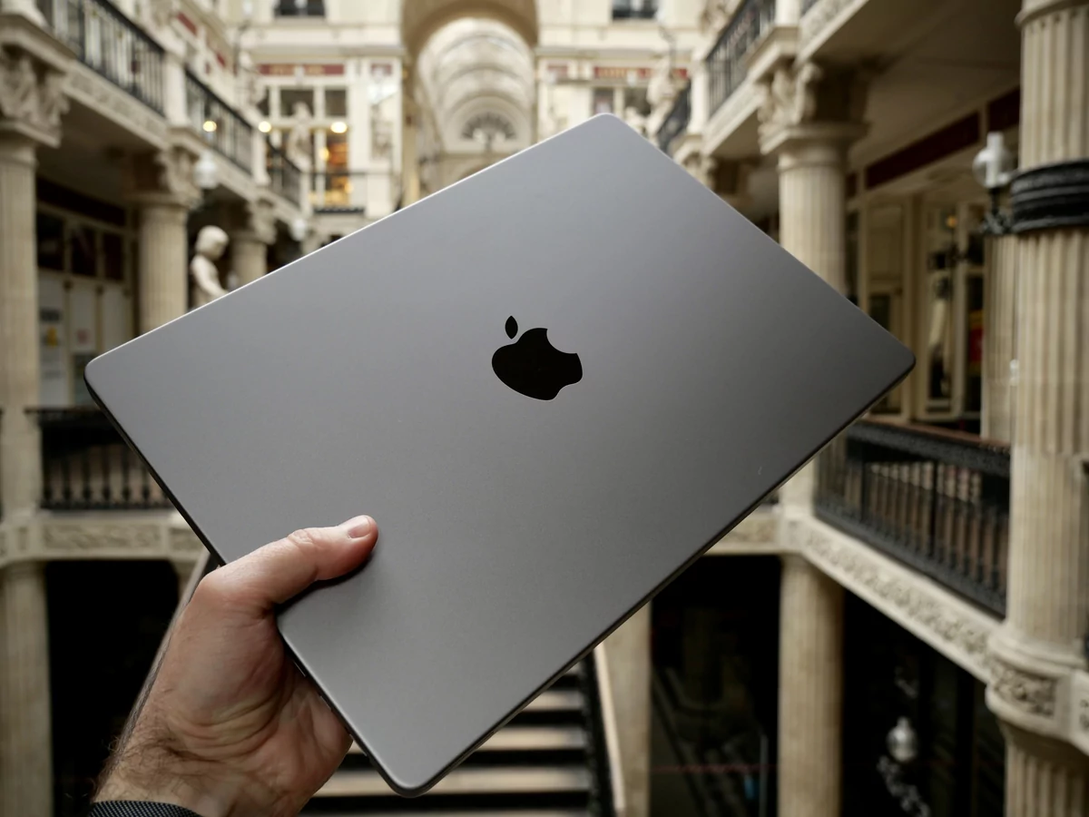 Apple MacBook Pro-14 © © Nathan Le Gohlisse pour Clubic