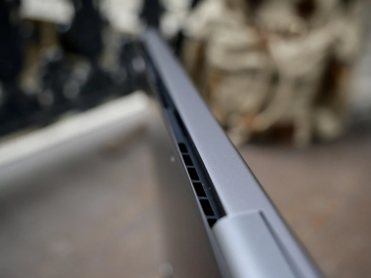 Apple MacBook Pro-16 © © Nathan Le Gohlisse pour Clubic