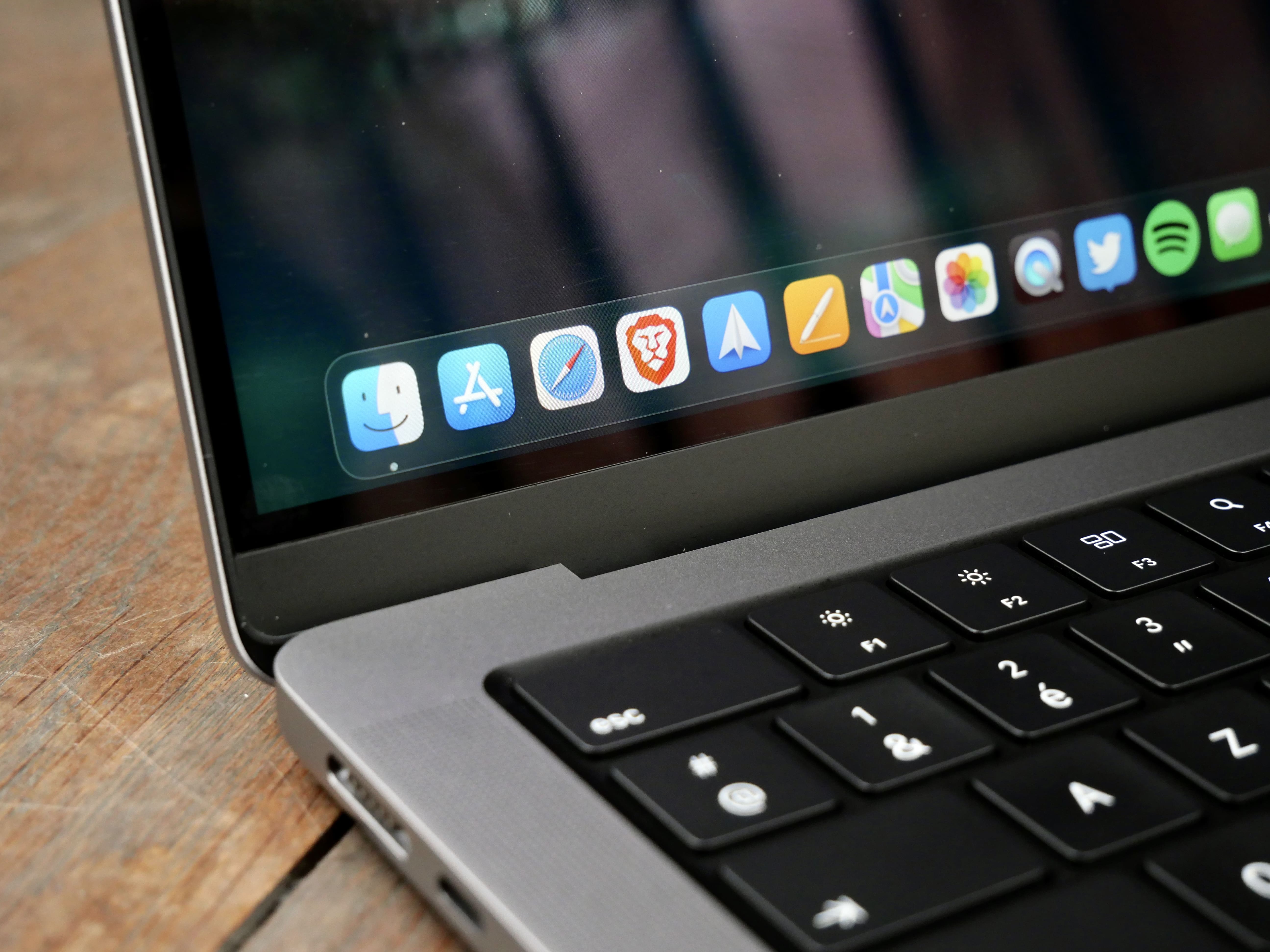 MacBook Pro 2021 : le Wi-Fi est nul, mais l'autonomie déchire