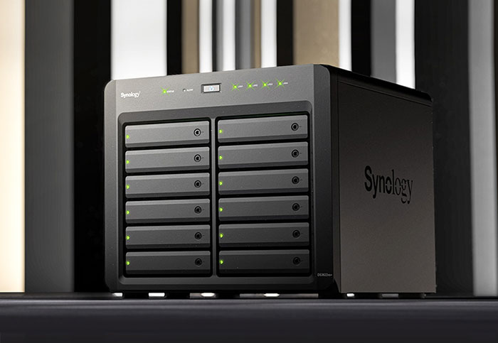 Synology DS3622XS+ © Synoloy