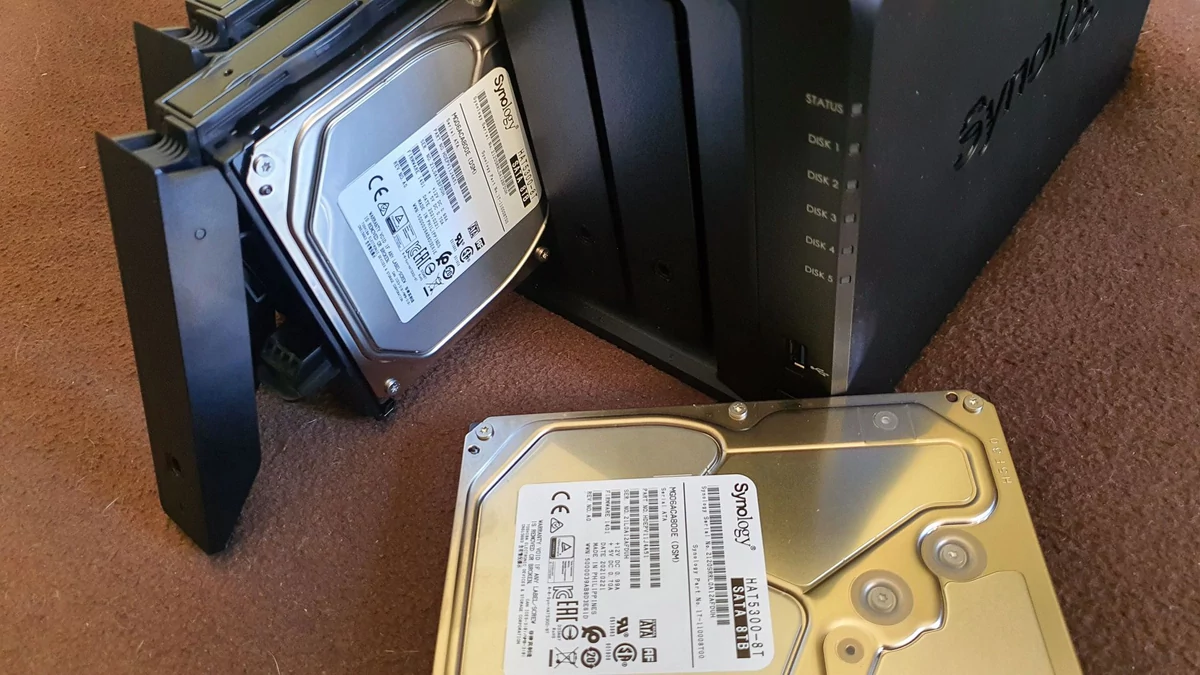 Synology HAT5300-8T © Nerces