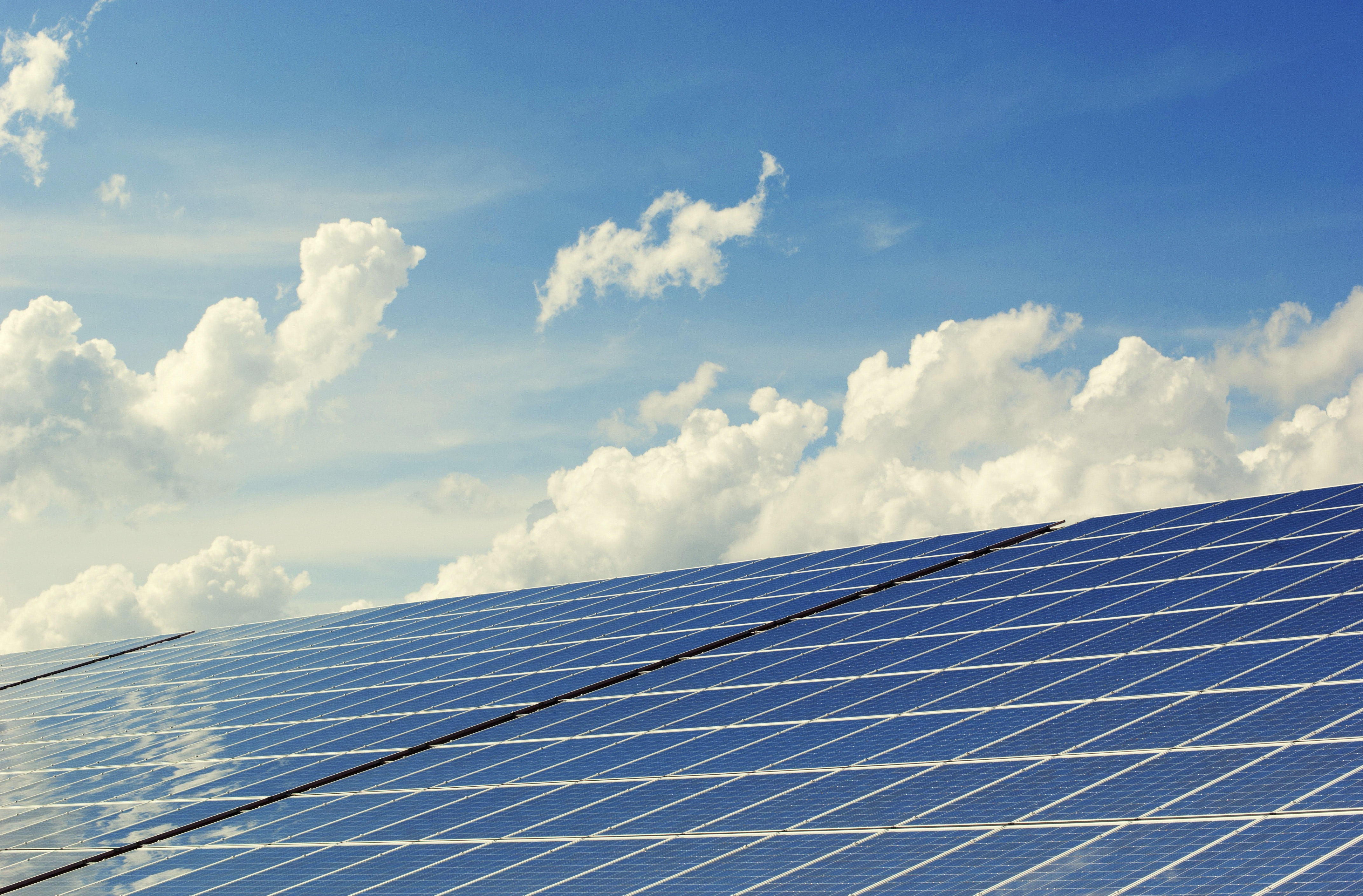 La plus grande ferme solaire au monde est maintenant reliée au réseau électrique