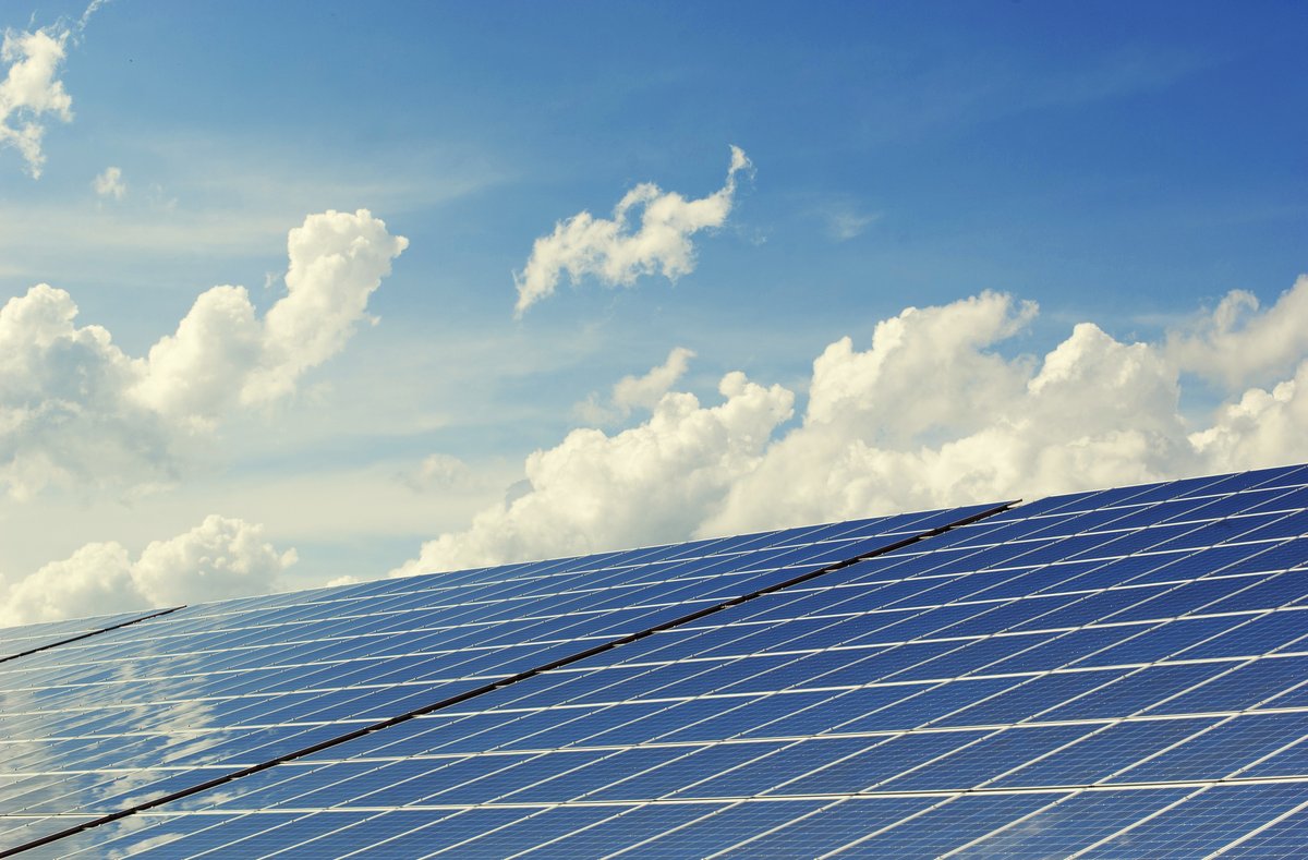 energie lumiere panneaux solaires environnement