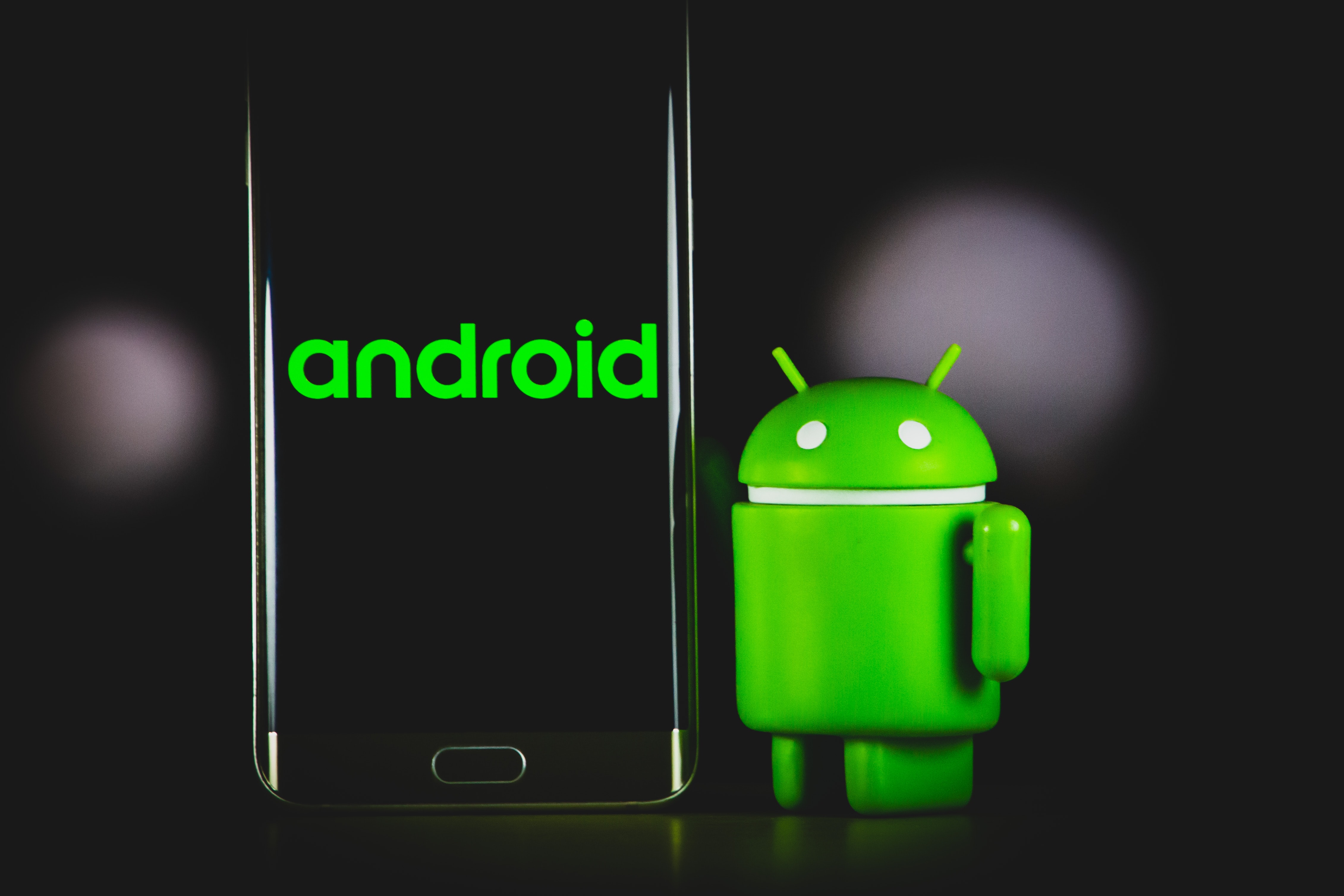 Android 14 n'arrivera que l'an prochain, mais nous avons déjà son nom