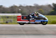 Le record du monde de vitesse pour une moto électrique pulvérisé par la Voxan Wattman