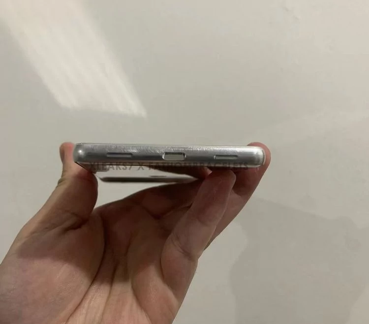 Google Pixel 6a leak © © xLeaks7