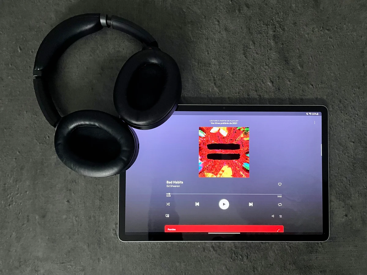 Test Samsung Galaxy Tab S7 FE © Mathieu Grumiaux pour Clubic