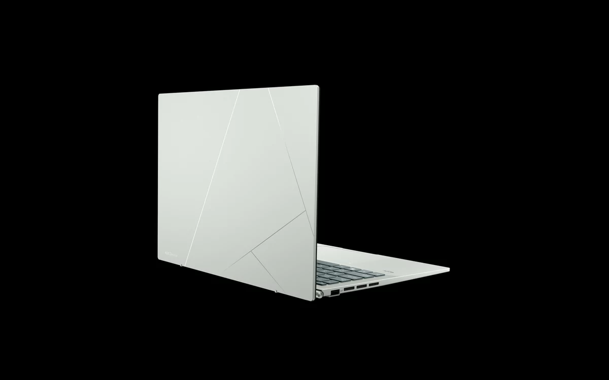 ASUS Zenbook 14 OLED-4 © © ASUS