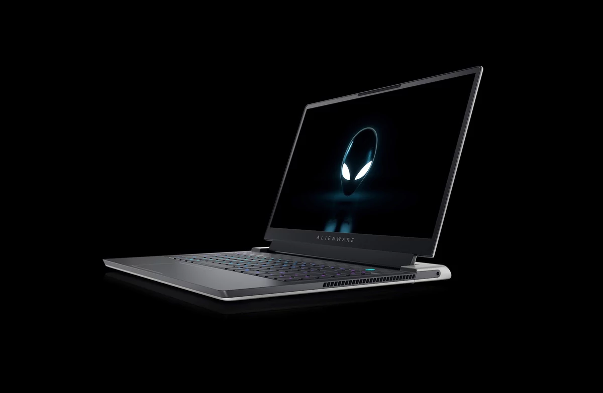 Alienware X15 2022-2 © © Alienware