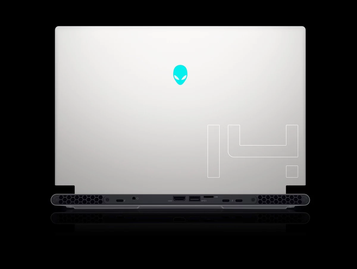 Alienware X14 2022-3 © © Alienware