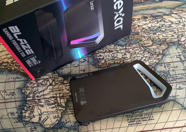 Lexar Blaze SL660