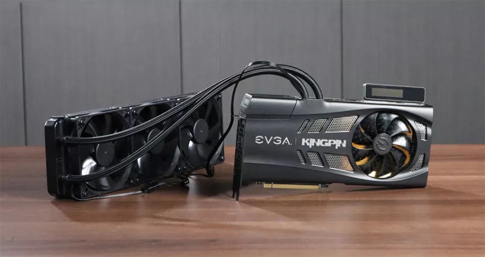 EVGA RTX 3090 Ti KINGPIN : la nouvelle carte va faire vendre des (grosses) alimentations