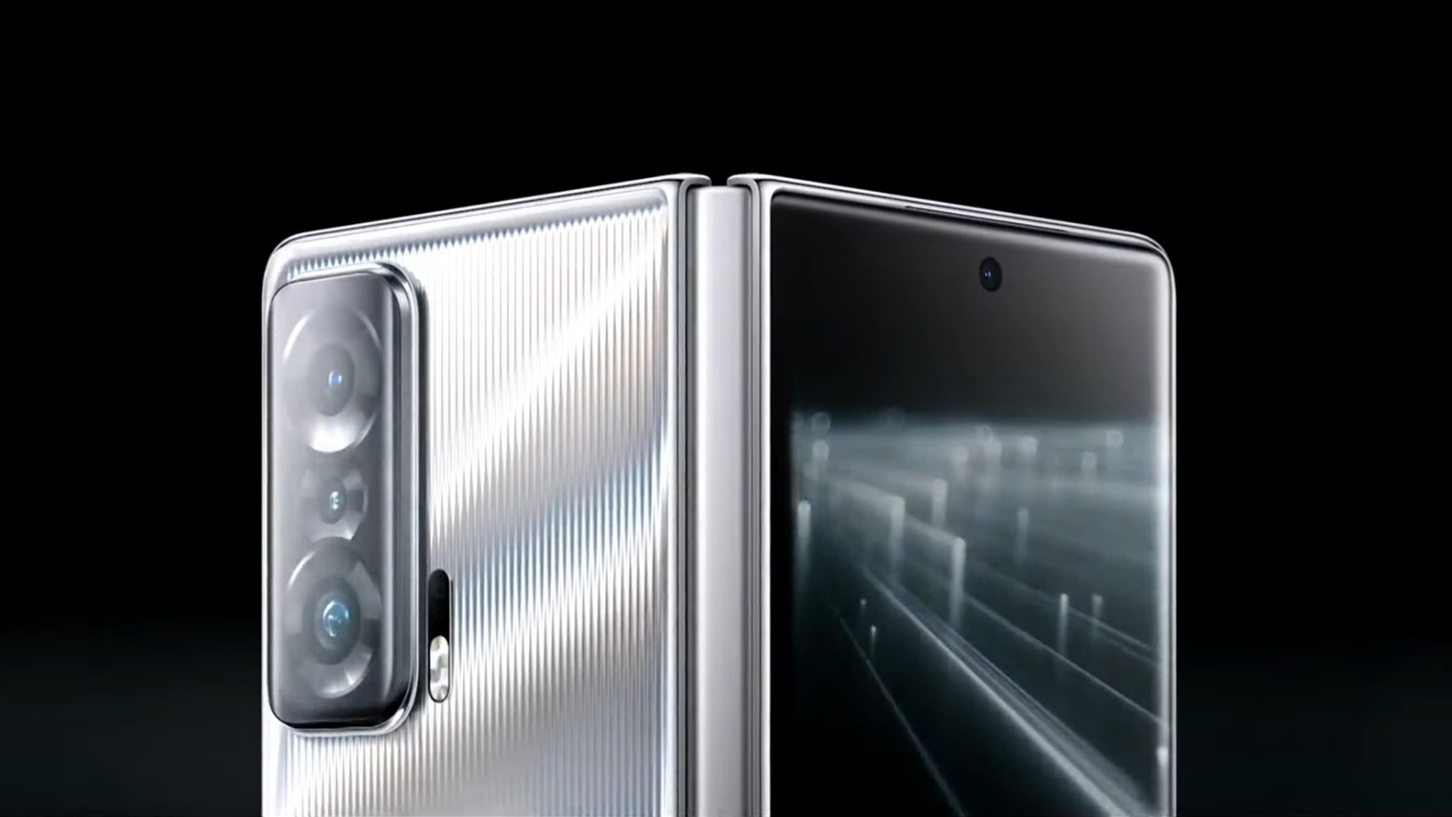 Honor officialise son Magic V, un nouveau concurrent pour le Galaxy Z Fold ?