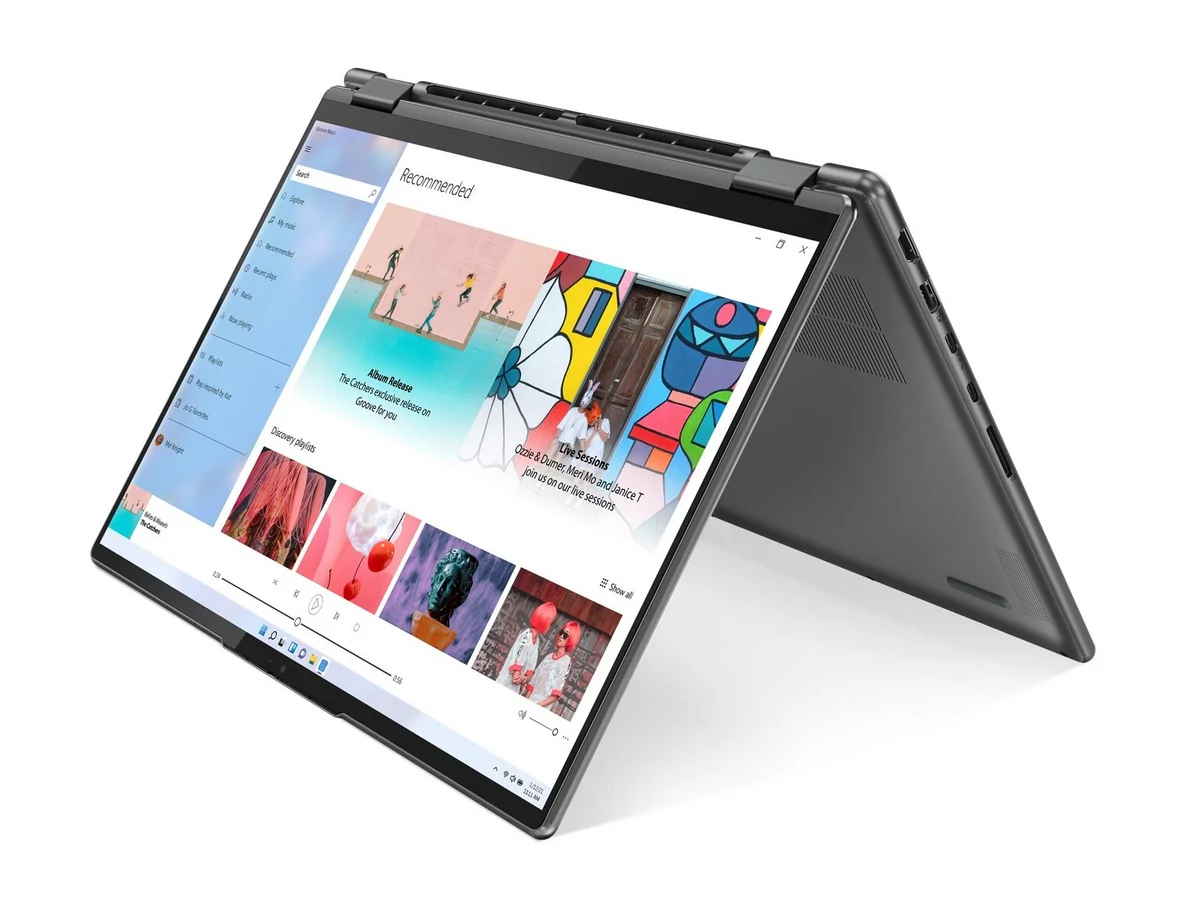 Yoga7i16 © Lenovo