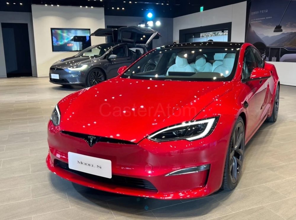 Tesla : la mise à jour de la Model S se montre enfin en vrai, quoi de neuf ?