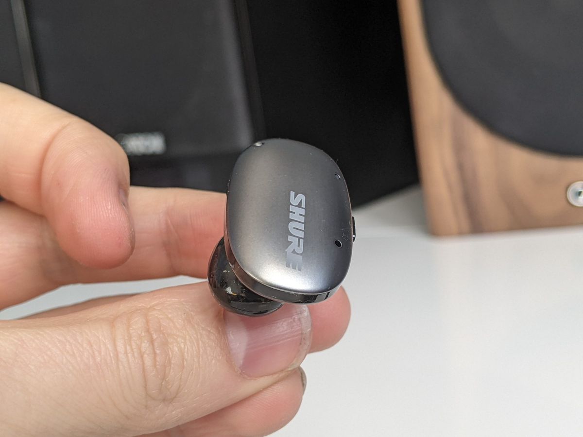 Shure Aonic Free