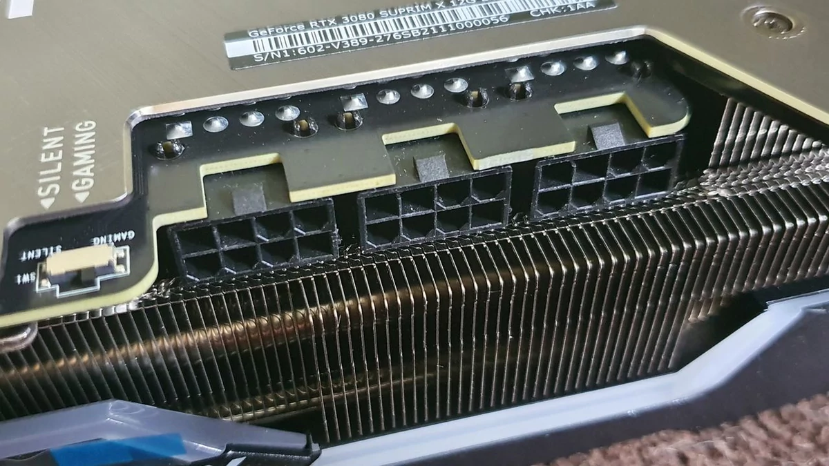 MSI GeForce RTX 3080 SUPRIM X 12 GB © Nerces