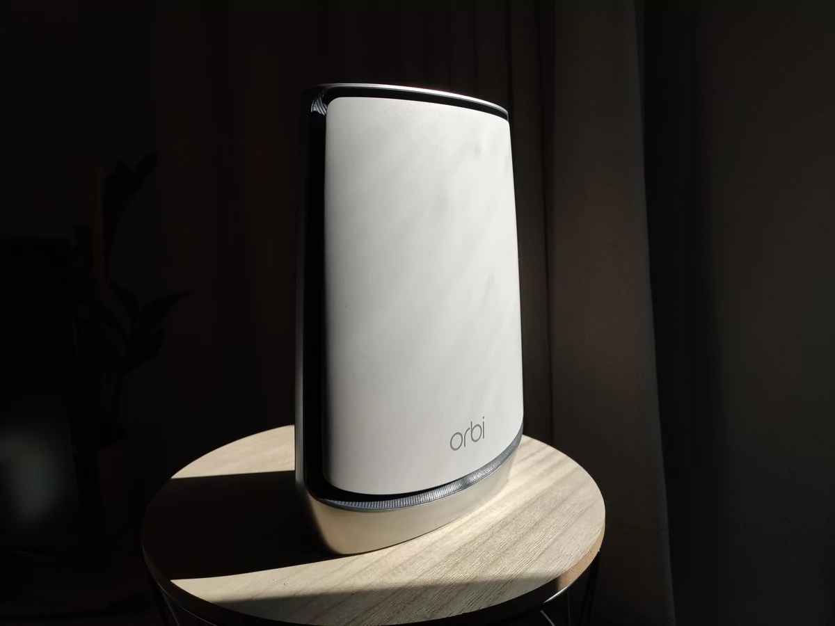 Test Netgear Orbi RBK852 © Alexandre Schmid pour Clubic