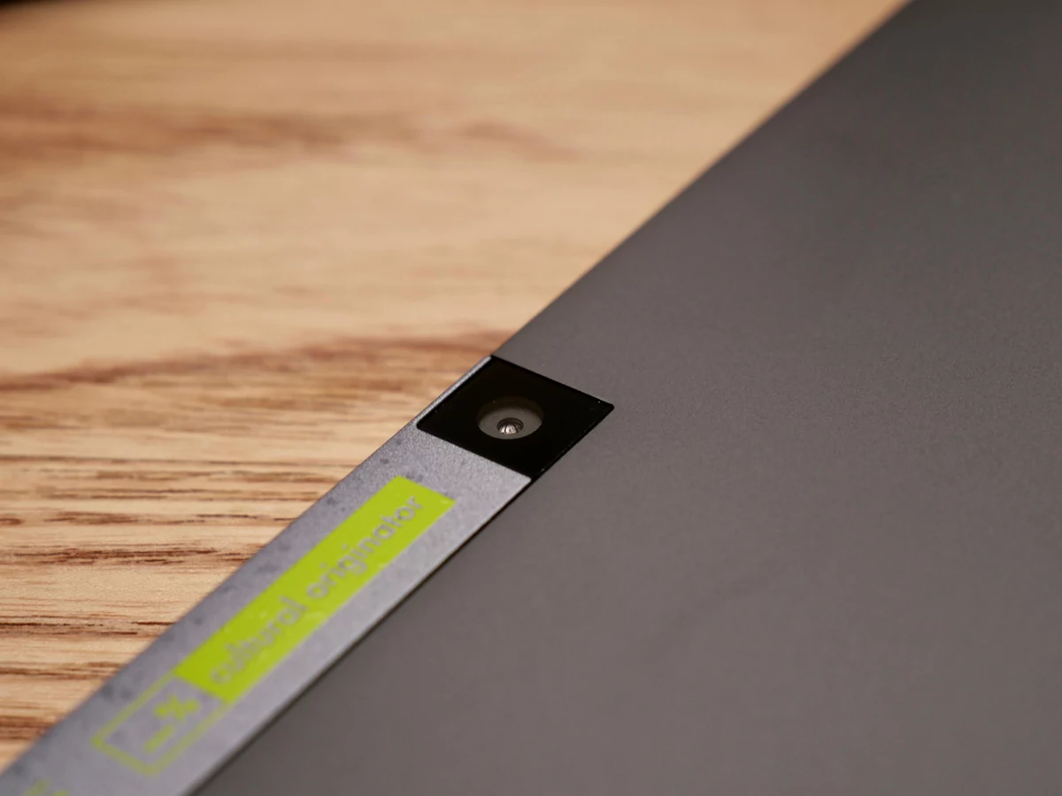 ASUS Vivobook 13 Slate OLED-12 © © Nathan Le Gohlisse pour Clubic