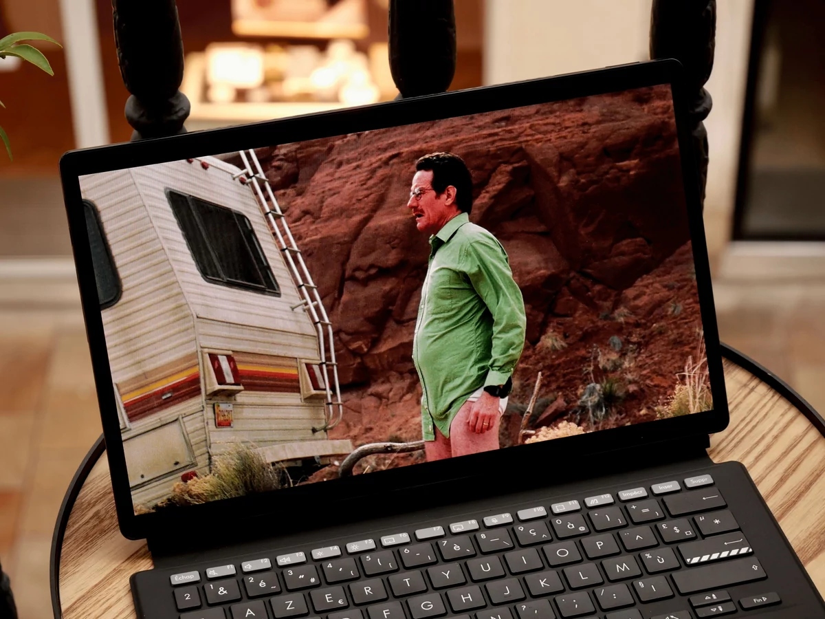 ASUS Vivobook 13 Slate OLED-25 © © Nathan Le Gohlisse pour Clubic