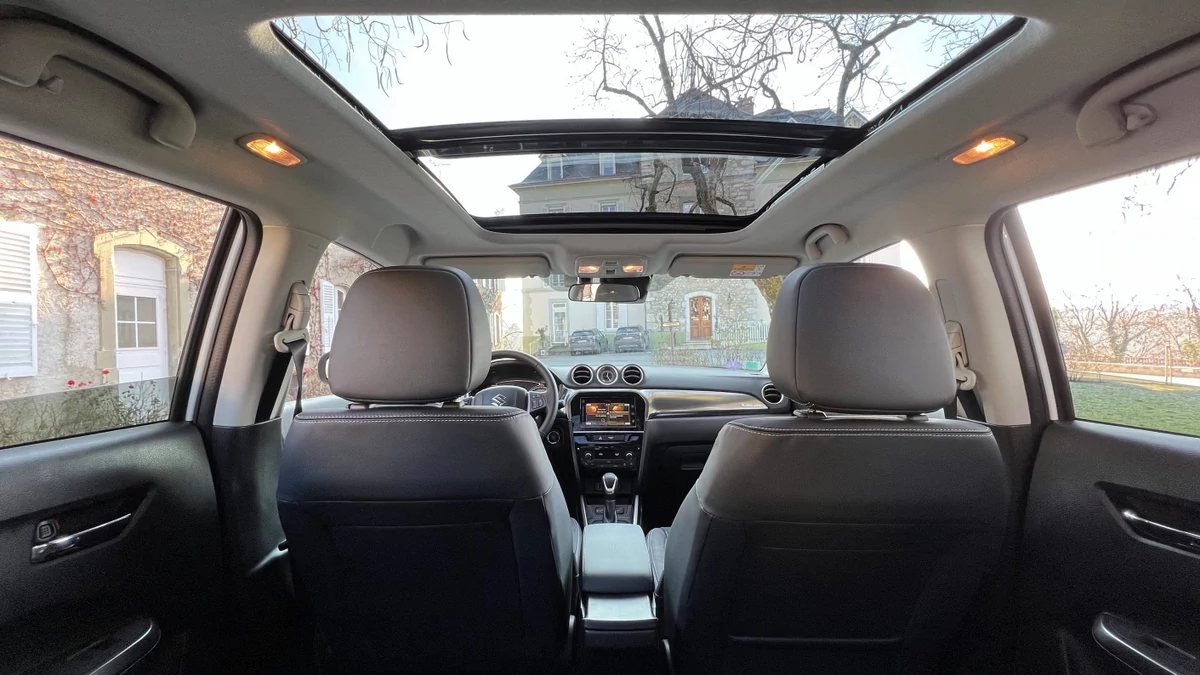 Suzuki Vitara Hybrid © Thibault Jousse