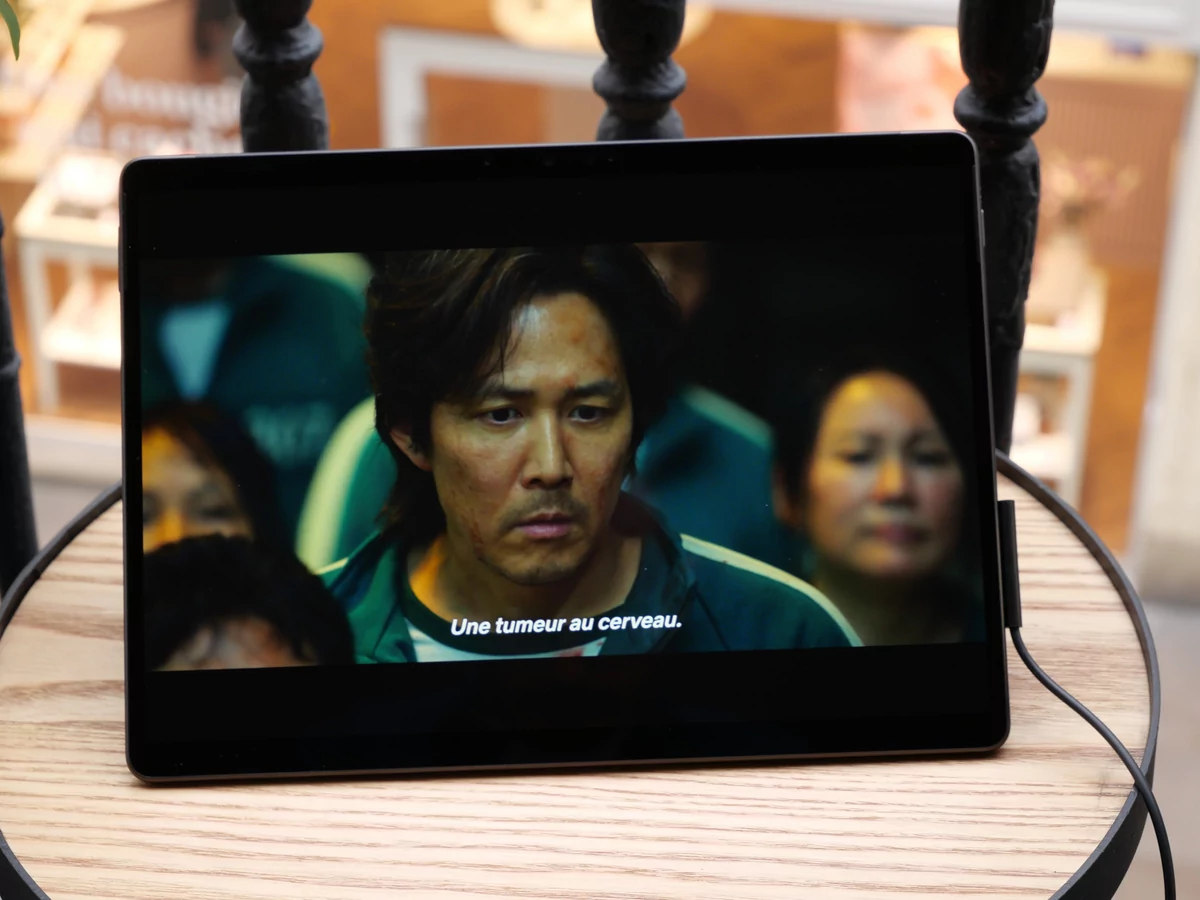Microsoft Surface Pro 8-18 © © Microsoft