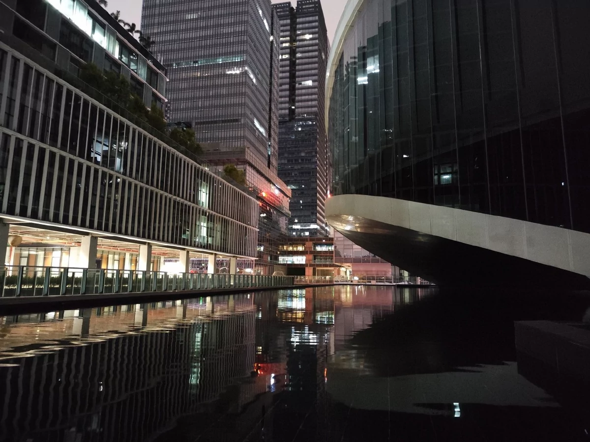 Xiaomi 12 © realme