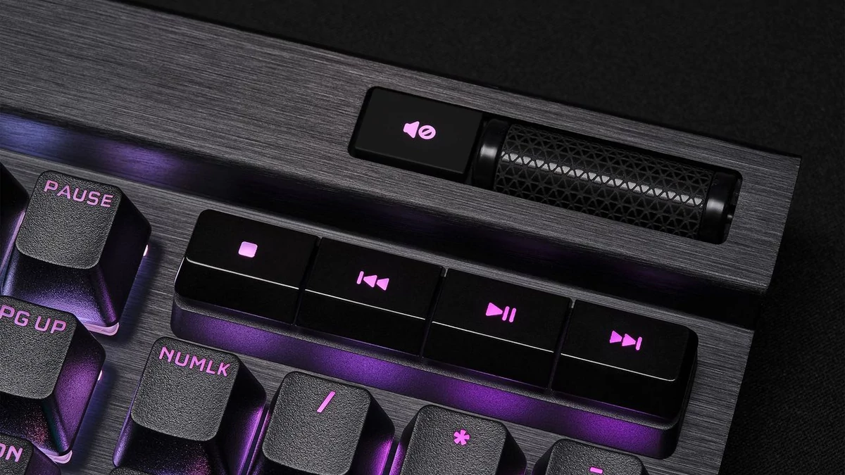 Corsair K70 RGB PRO © Corsair