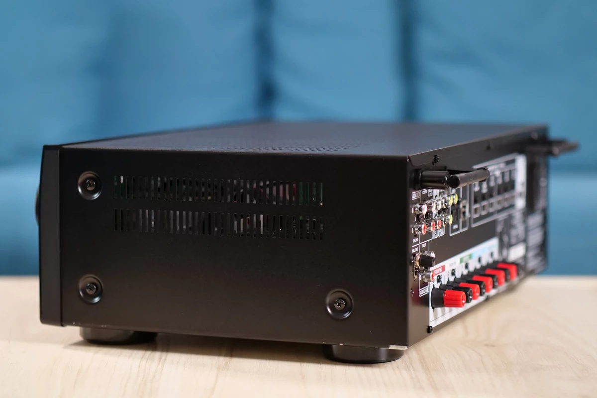 Test Denon AVC-S660H côté