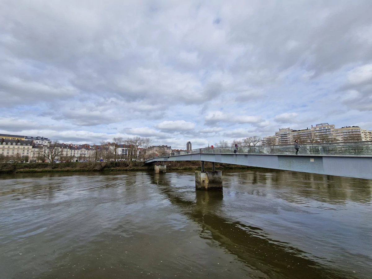 Samsung Galaxy S22/S22+ test © © Pierre Crochart pour Clubic