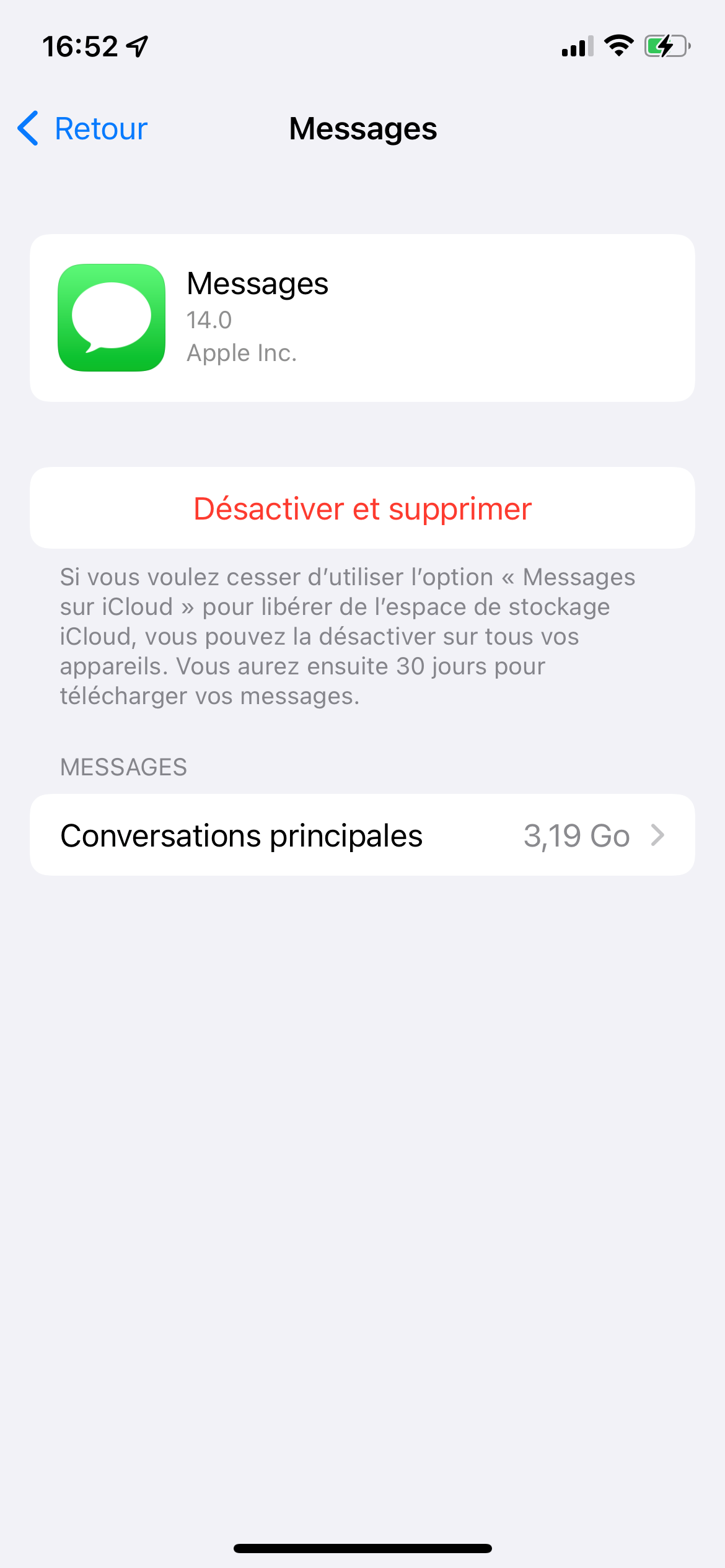 Messages Photos iOS © © Clubic.com