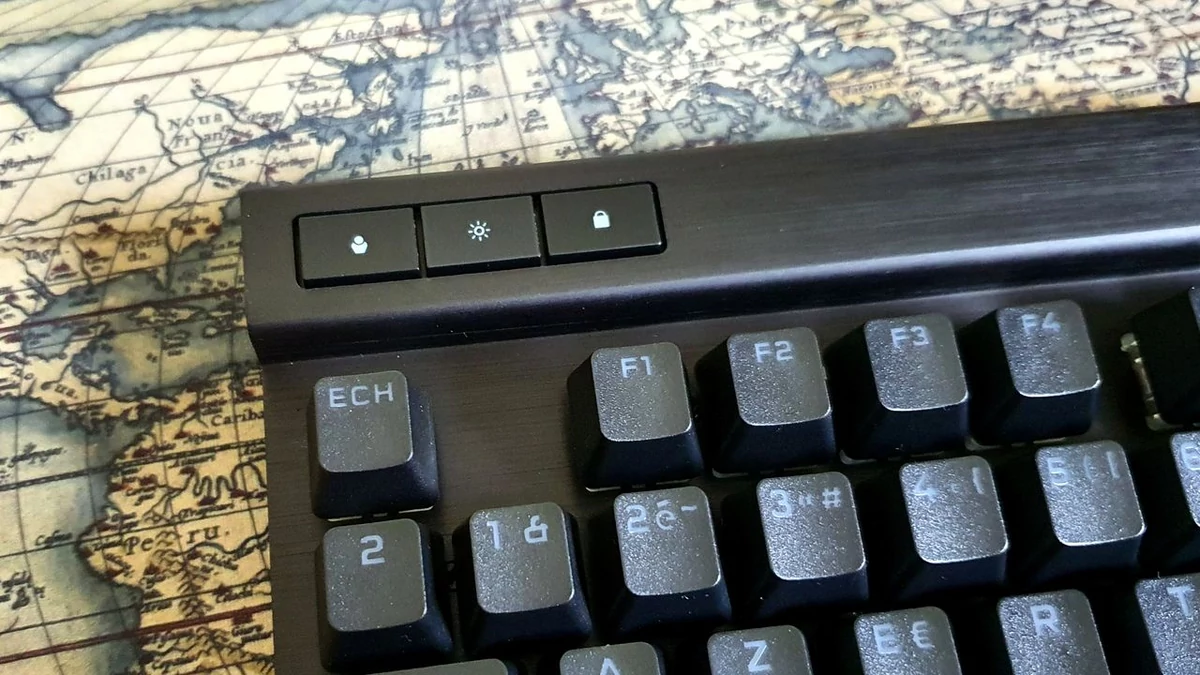 Corsair K70 RGB PRO © Corsair