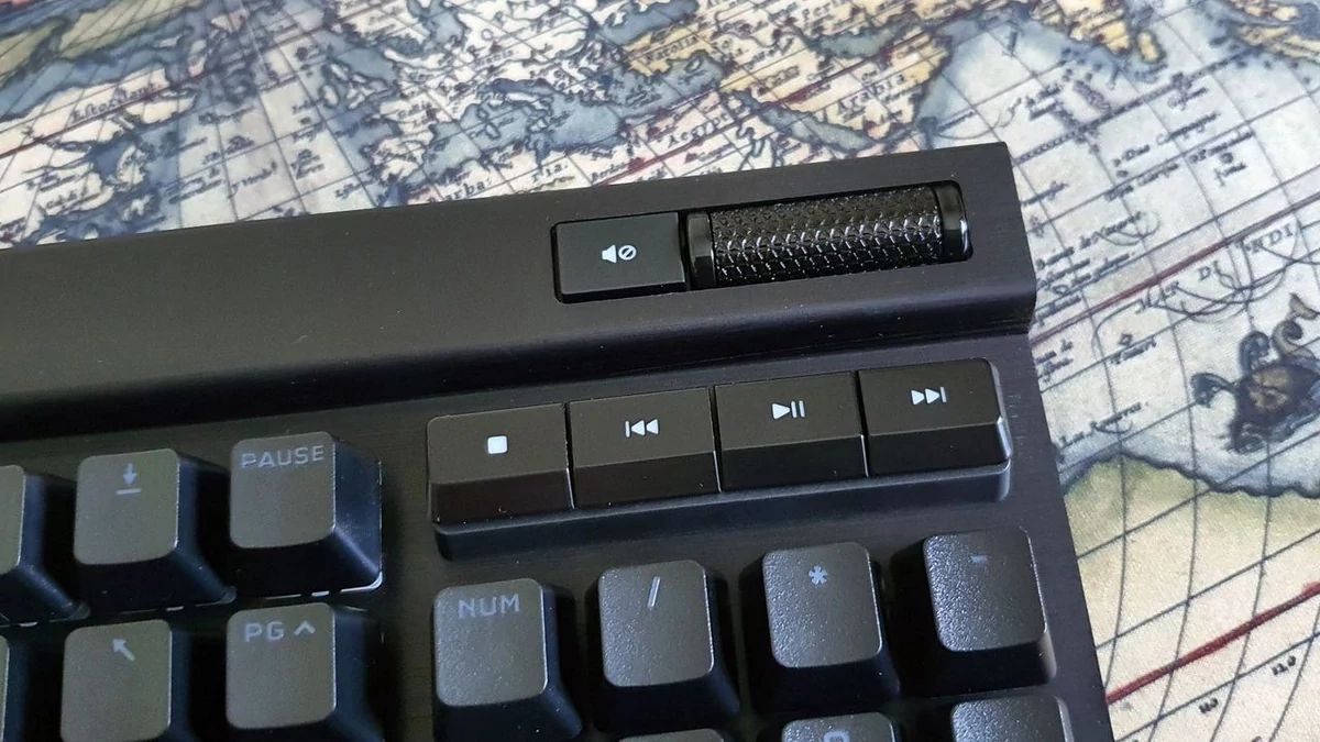 Corsair K70 RGB PRO © Corsair