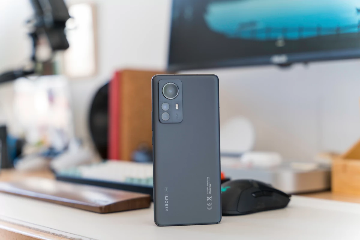 Xiaomi 12 Pro test embargo © © Pierre Crochart pour Clubic