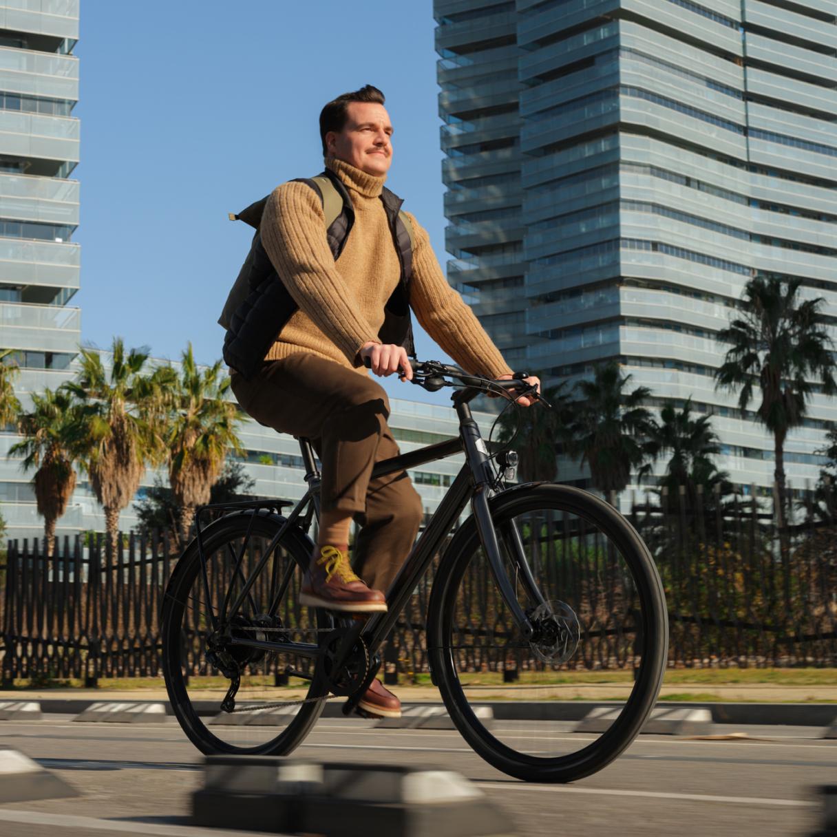 Ampler lance trois nouveaux vélos électriques avec GPS intégré