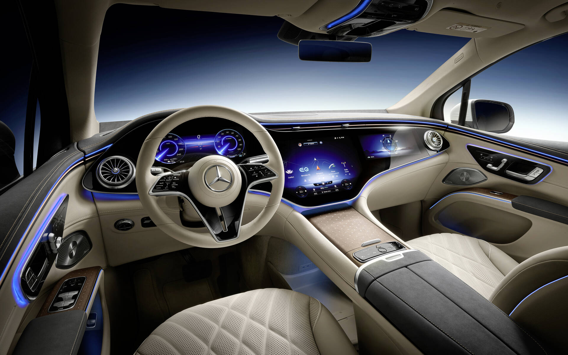 Mercedes dévoile l'intérieur ultra-futuriste de son EQS, et ça ne plaira pas à tout le monde