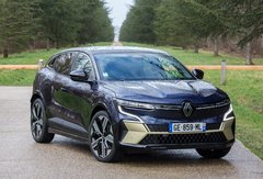 En pleine crise des composants, la Renault Mégane E-Tech... baisse ses prix