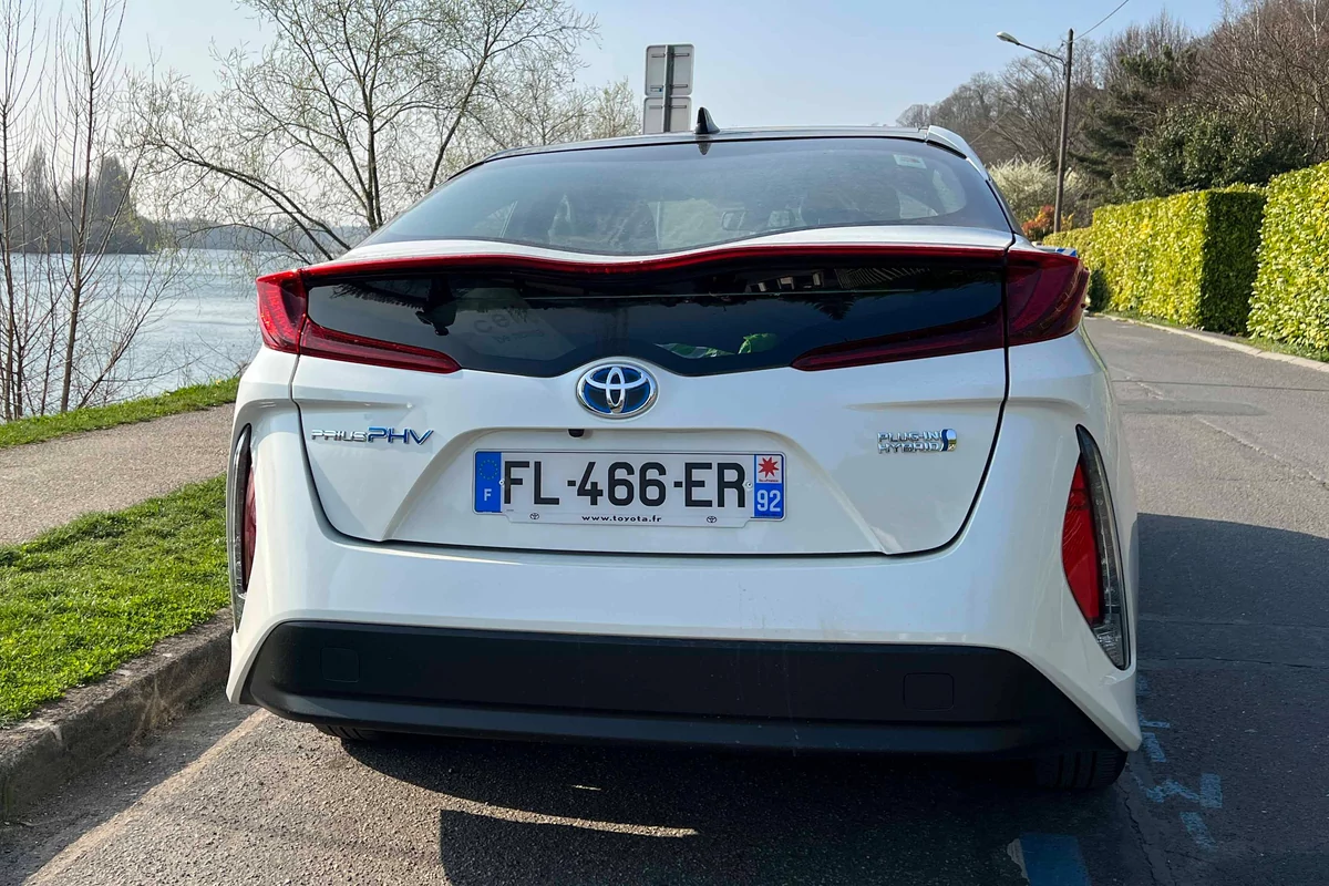 Toyota Prius Hybride Rechargeable 2022 © Jérôme Cartegini