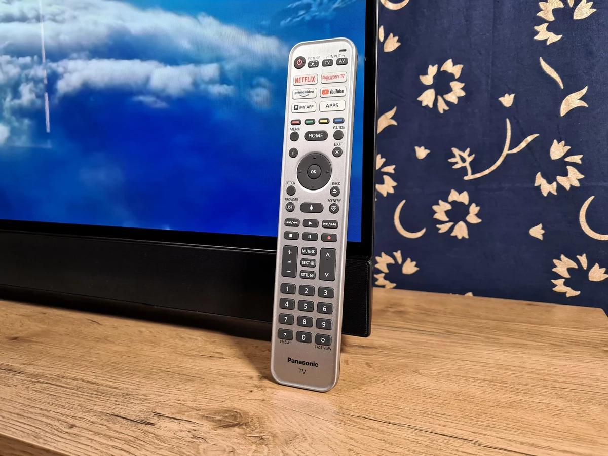 Test Panasonic TX-65JZ2000E © Matthieu Legouge