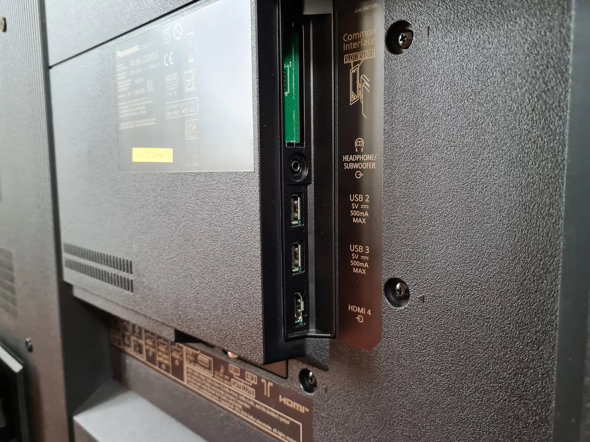 Test Panasonic TX-65JZ2000E © Matthieu Legouge