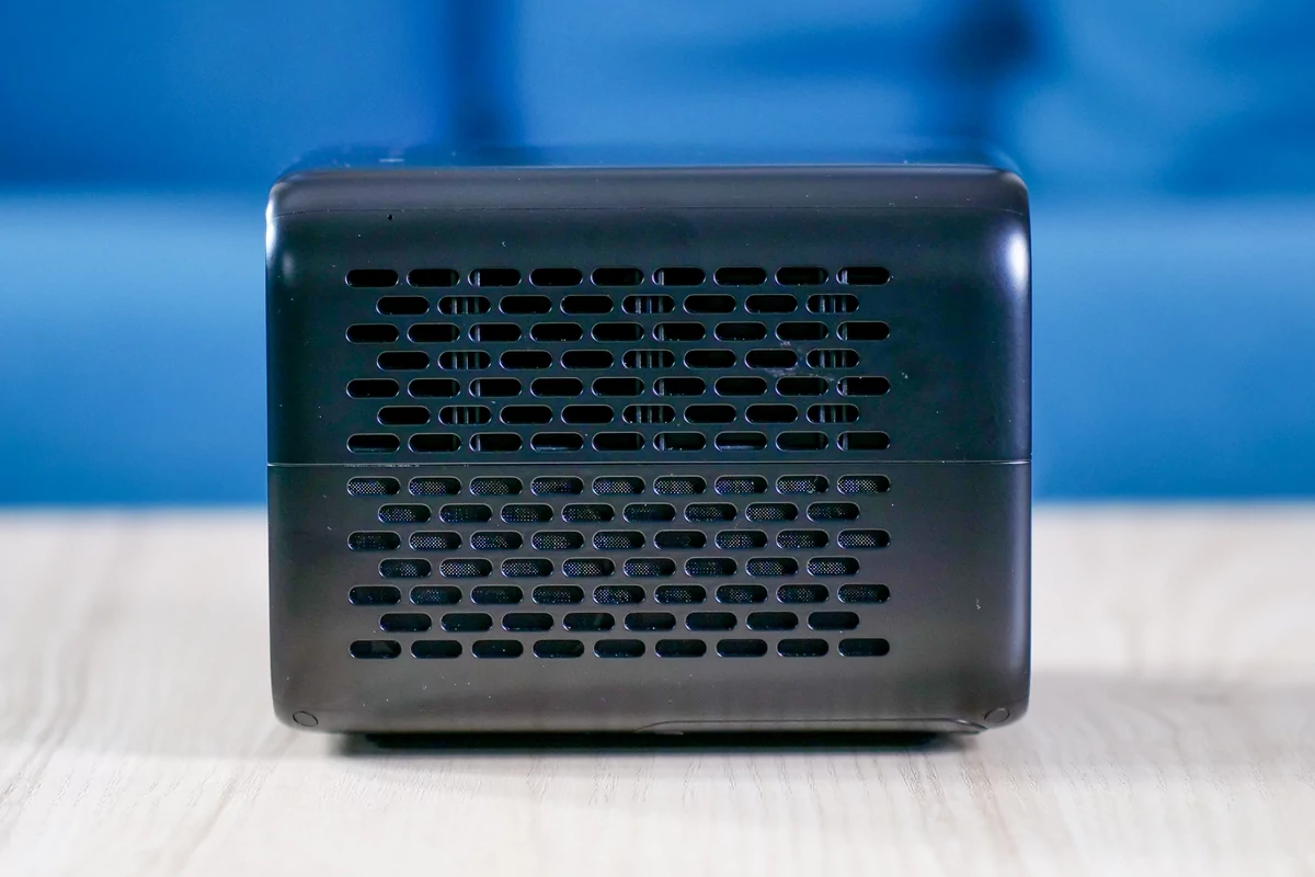 Philips PicoPix MaxTV côté