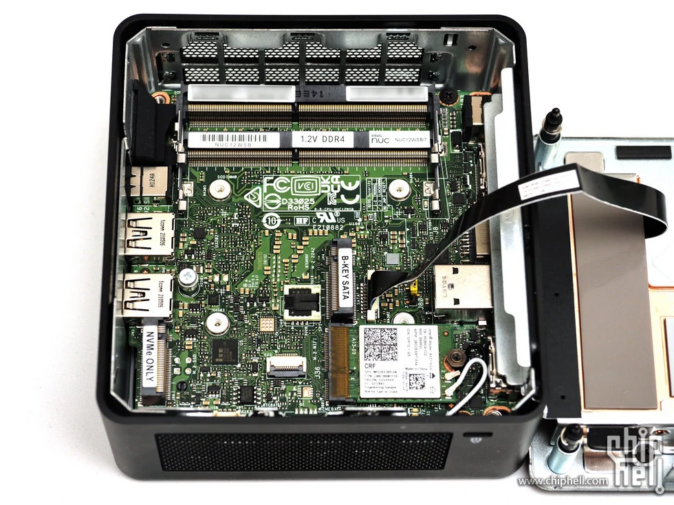 Intel NUC Wall Street Canyon © Chiphell