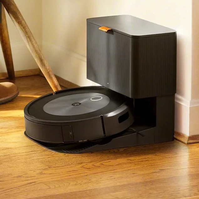 iRobot Roomba j7+