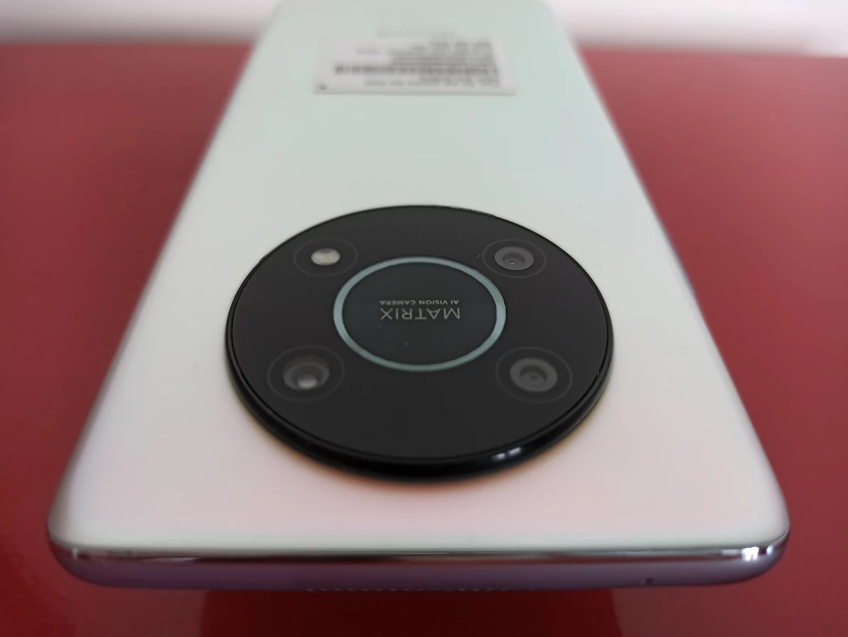 Honor Magic4 Lite 5G © Christelle Perret