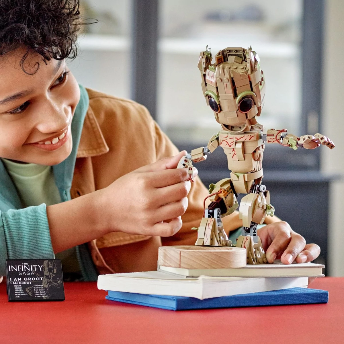 LEGO Groot © LEGO
