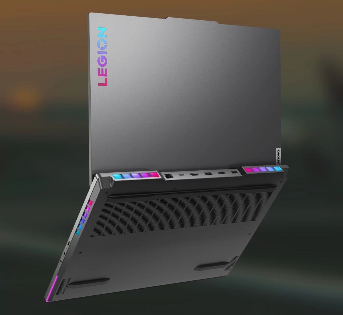Legion 7i-13 © © Lenovo